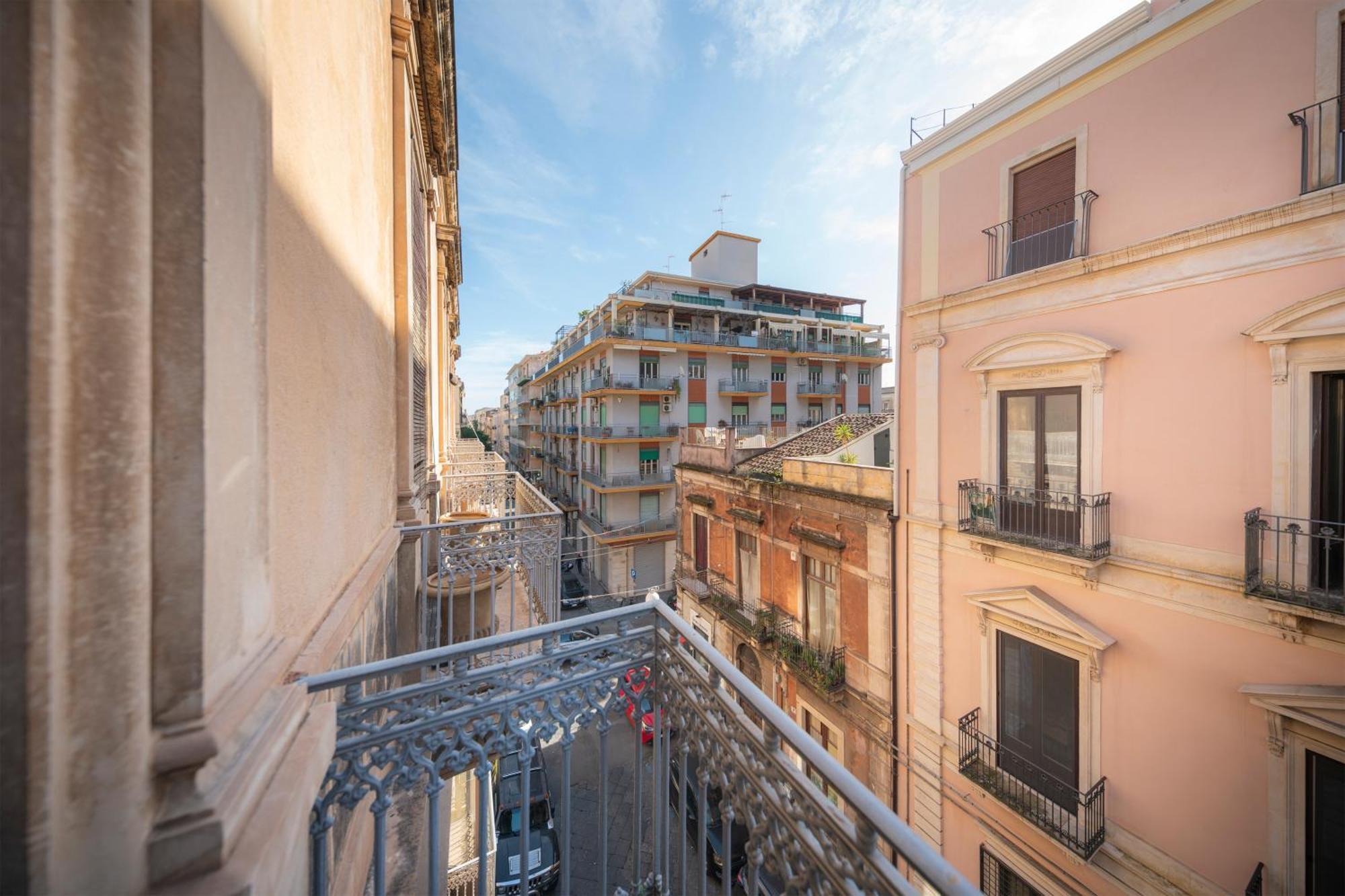 Mirone - Suite Apartments Catania Centro Kültér fotó